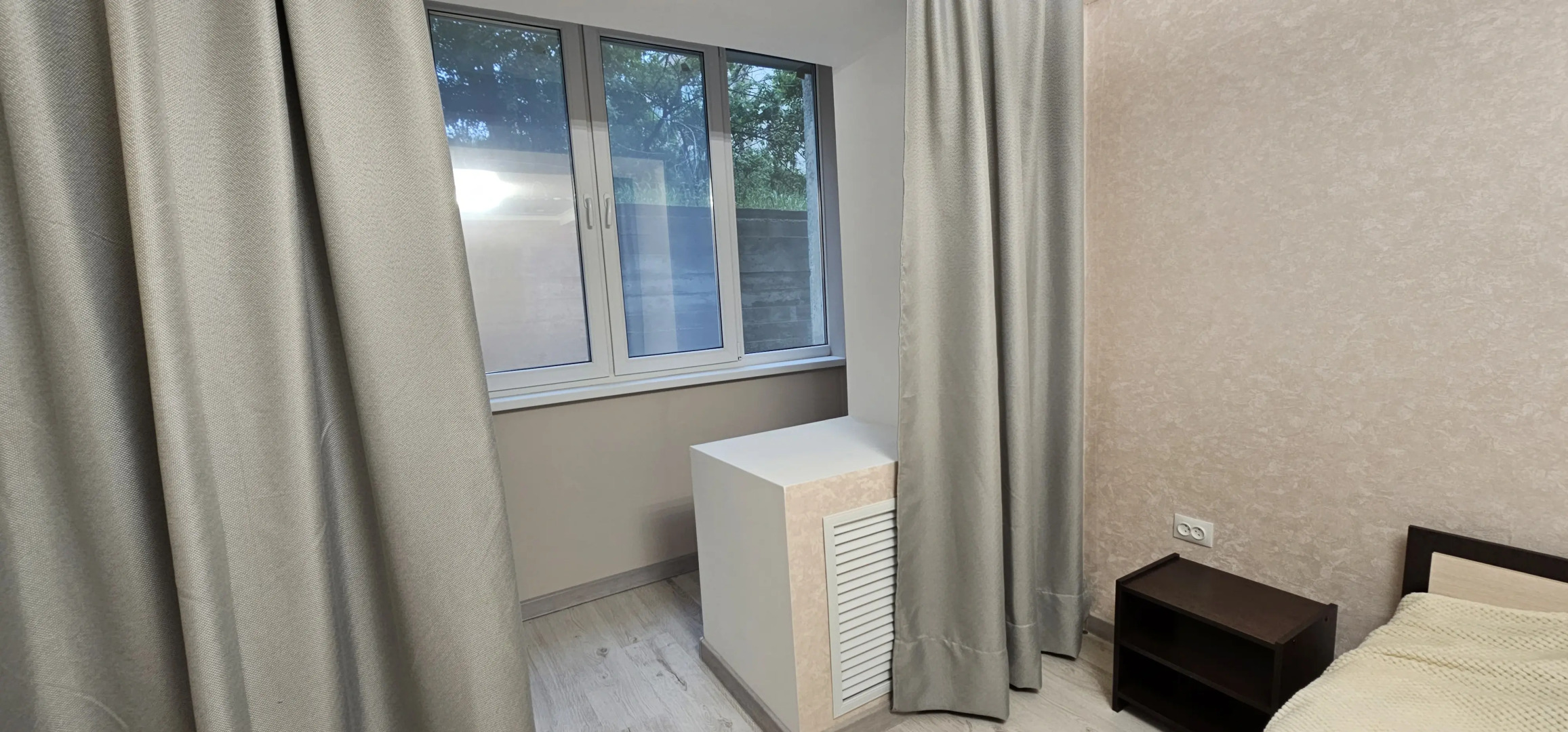 Квартира Двухкомнатная в тихом дворе с новым ремонтом и техникой