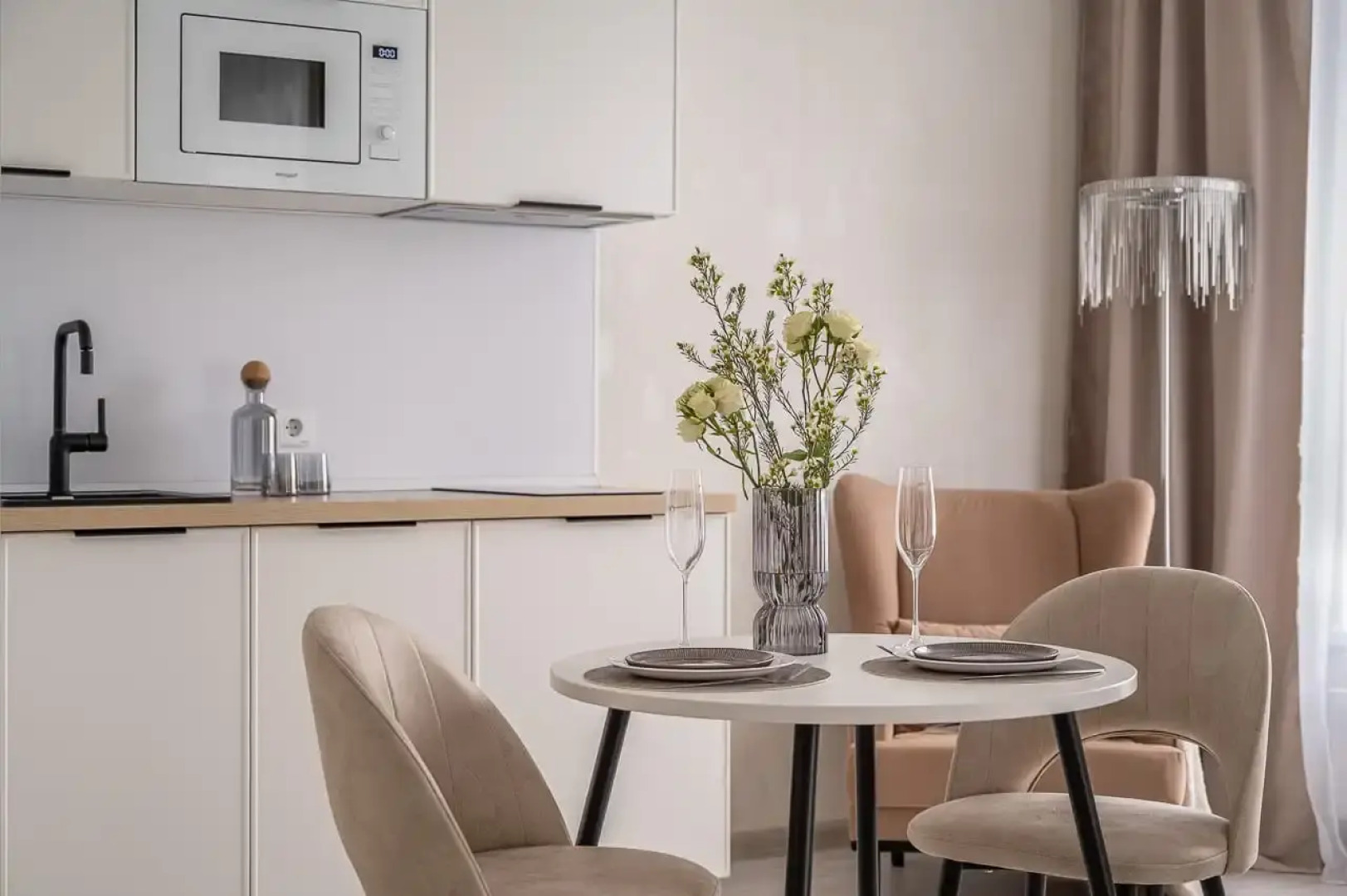 Квартира KakDoma96 Возле Жд Вокзала Центр Города Самозаселение 24/7