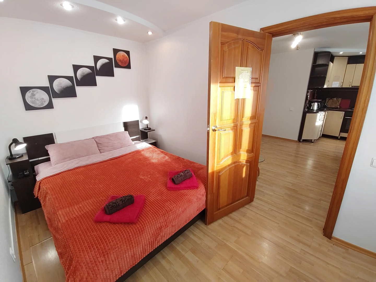 Квартира Двухкомнатная на Площади Пять Углов