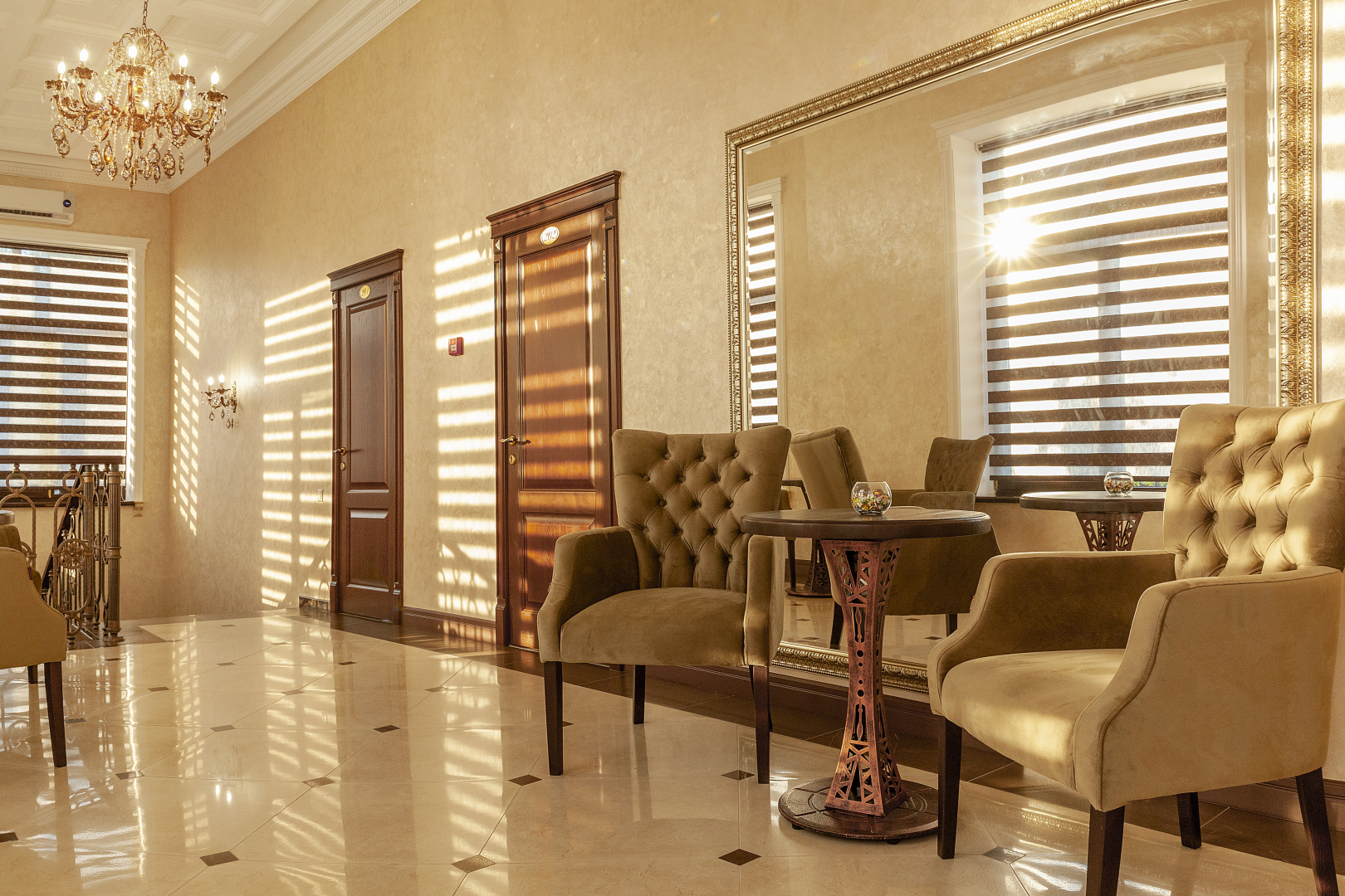 Отель Меридиан