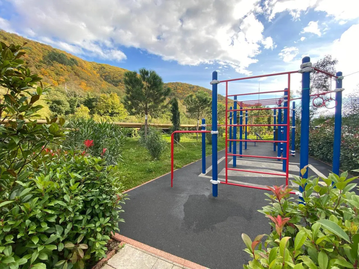 Апартаменты Sun Hills Небуг 1