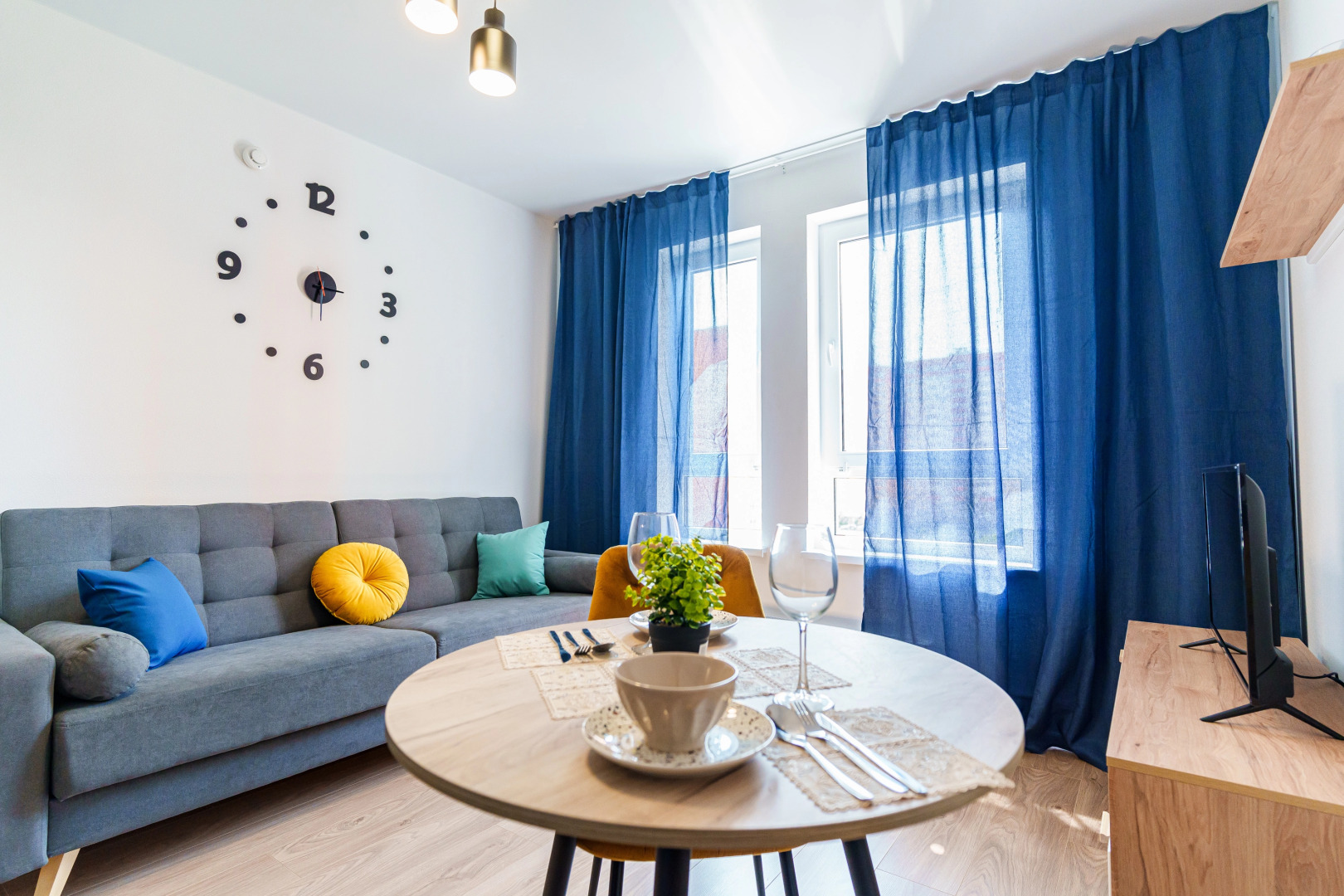 Апартаменты ЖК комфорт-класса Черноморский - 2 от LetoApart