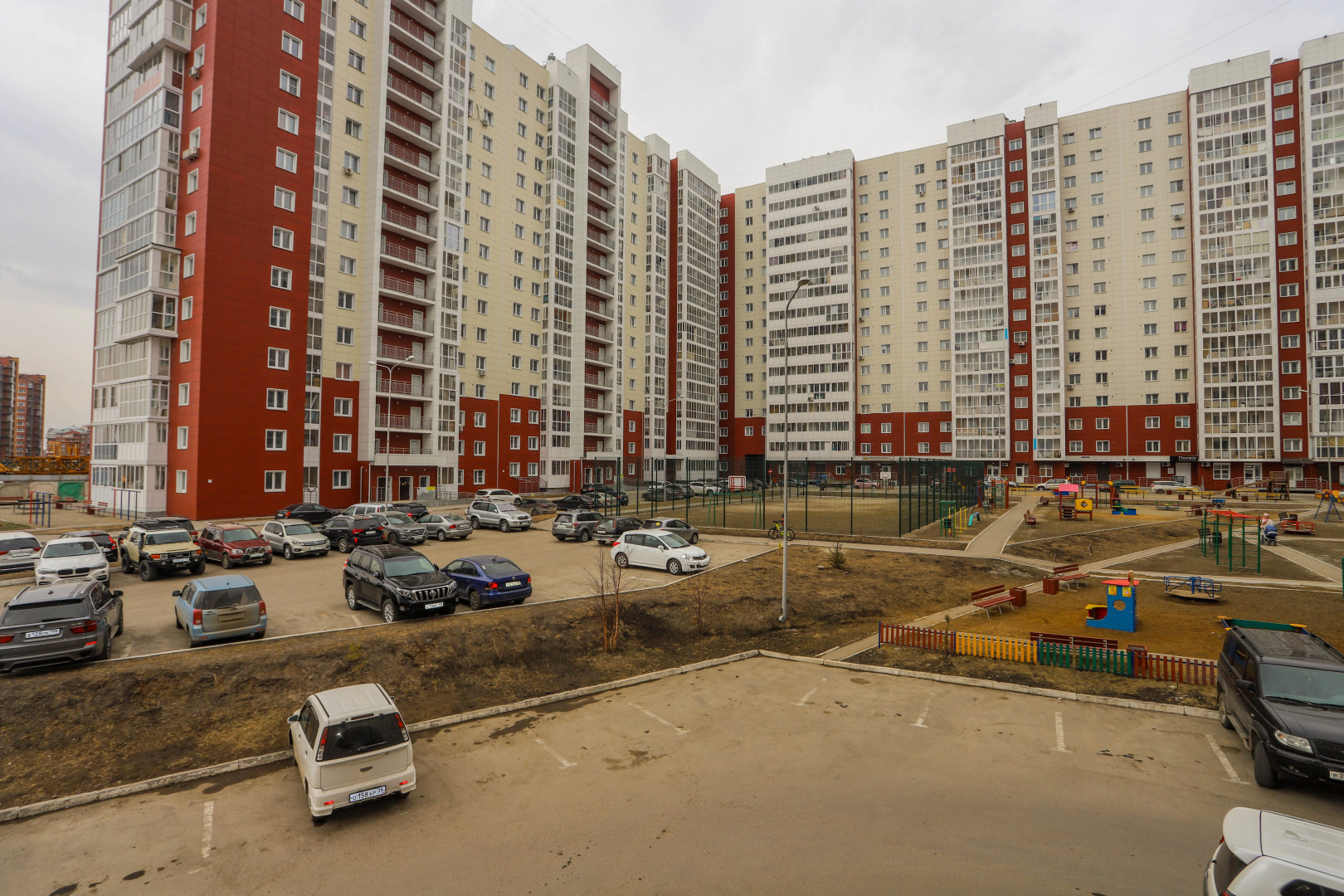 Апартаменты Двухкомнатная квартира на Верхней Набережной 165/1