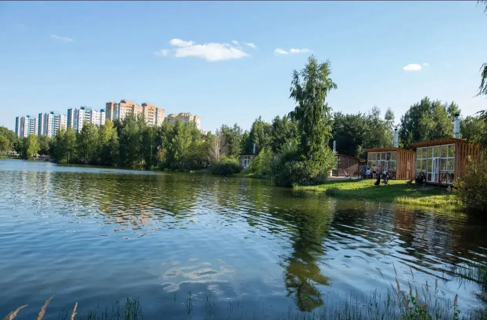 Квартира Квартира Рядом с Метро Парком и Озером