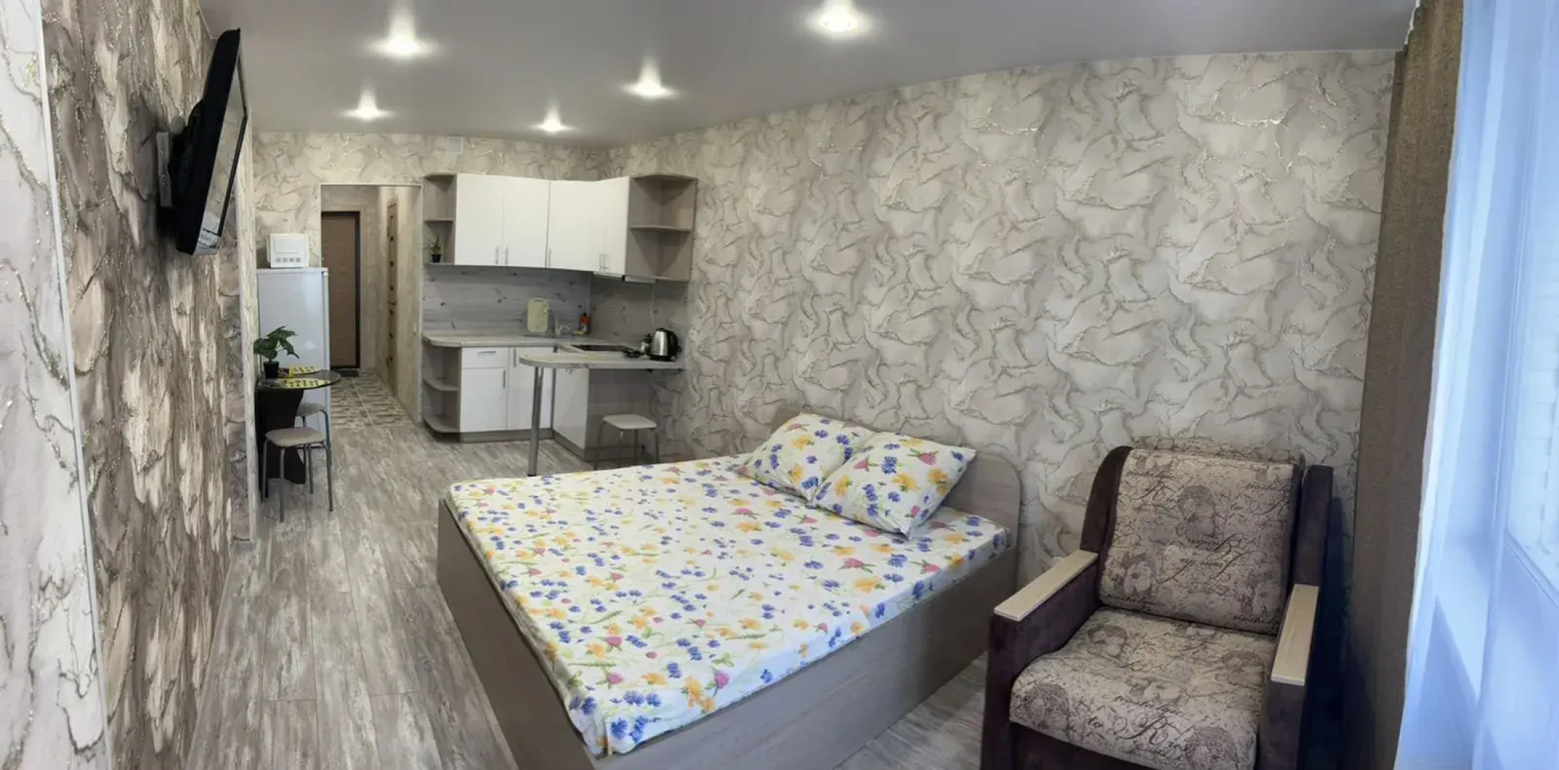 Апартаменты Большая Подгорная 87 блок 7