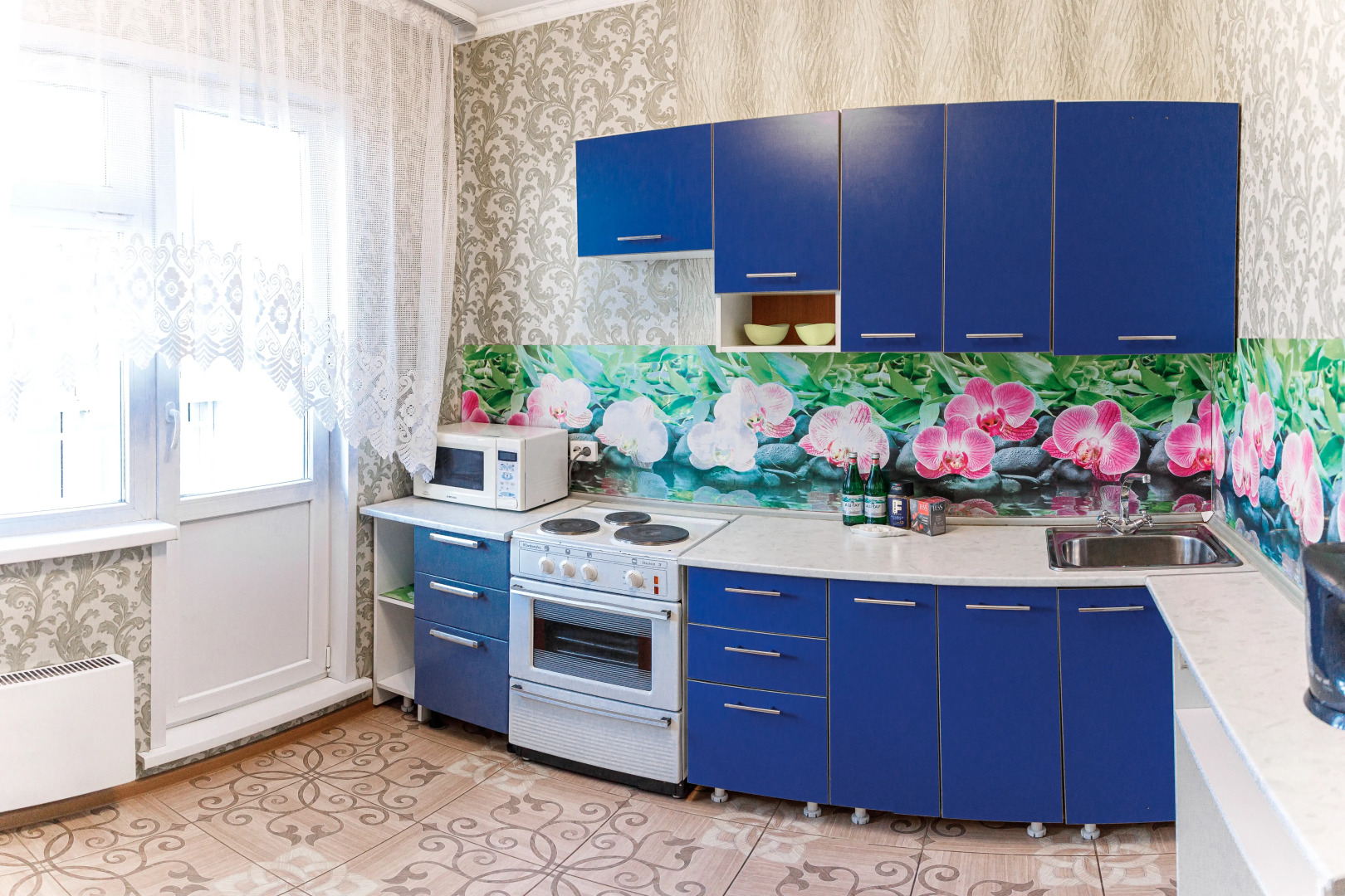 Апартаменты Притомский 13