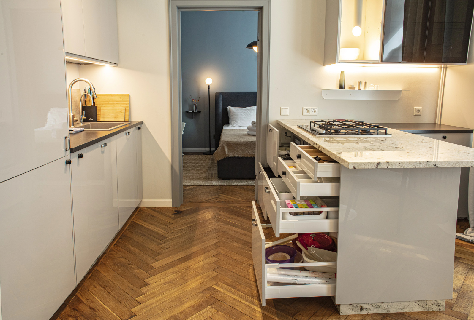 Апартаменты на тихой улице у Авроры