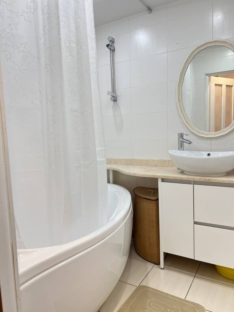 Квартира Толстой на Лейтейзена 3