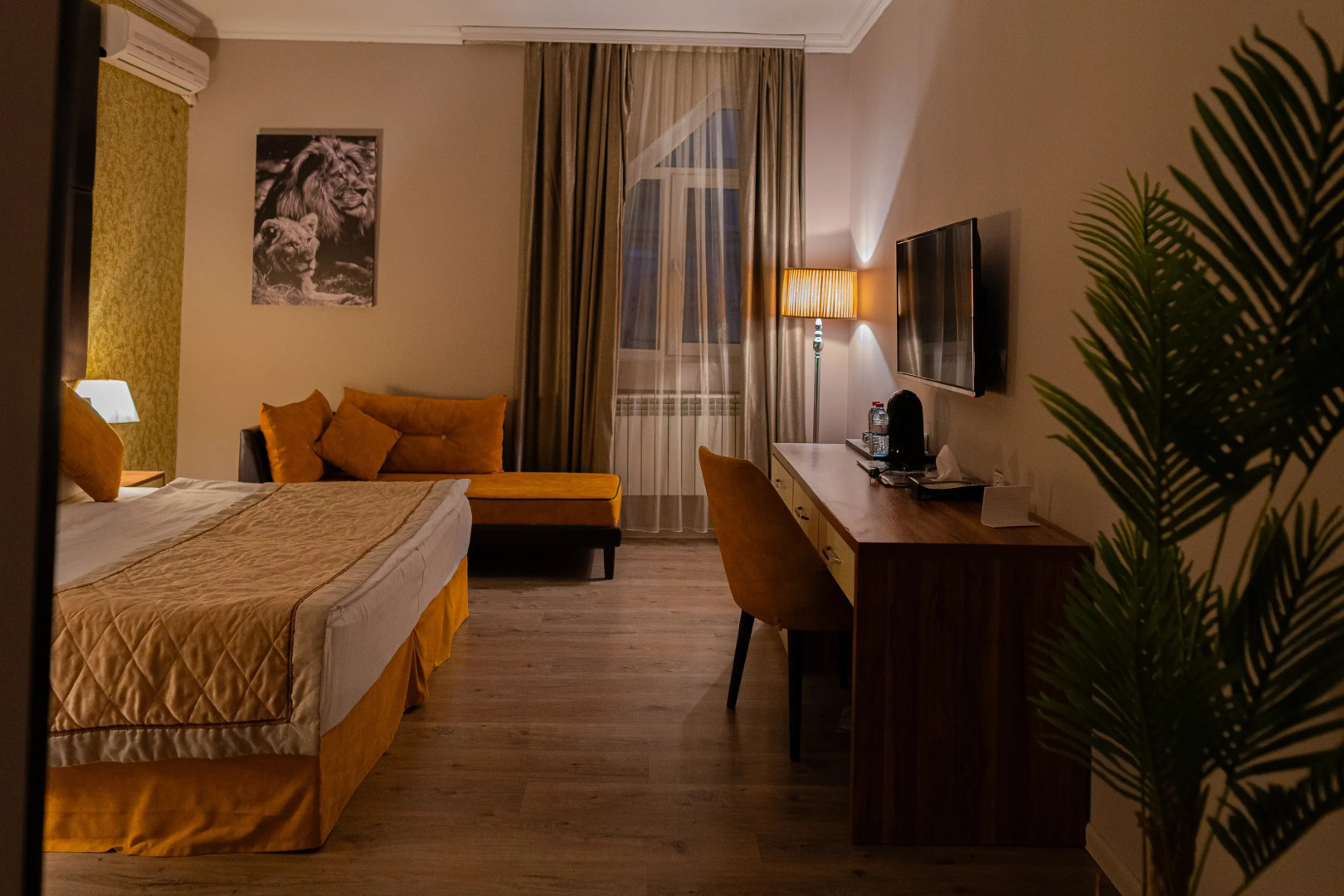 Отель Square Boutique