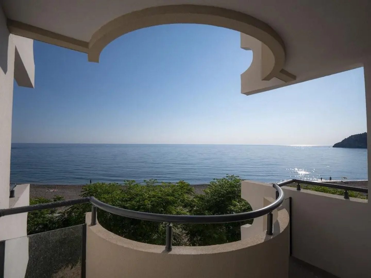 Отель Pearl Beach