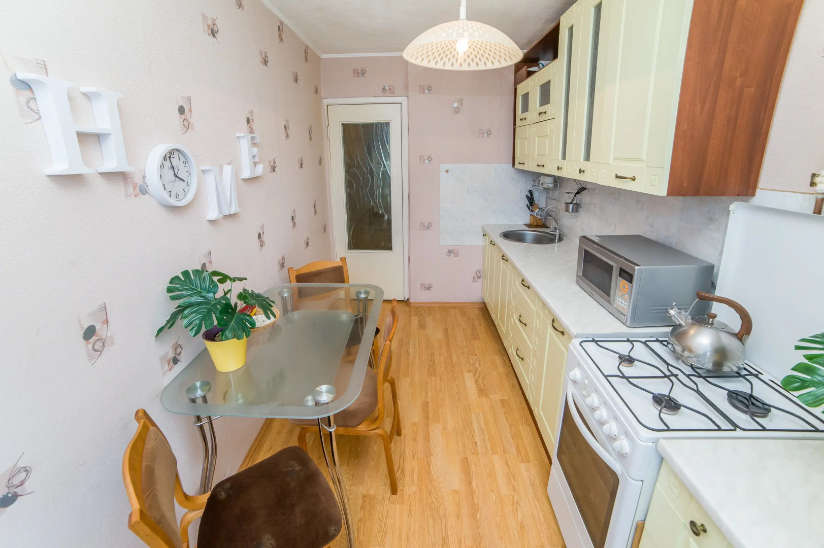 Апартаменты на Индустрии 53