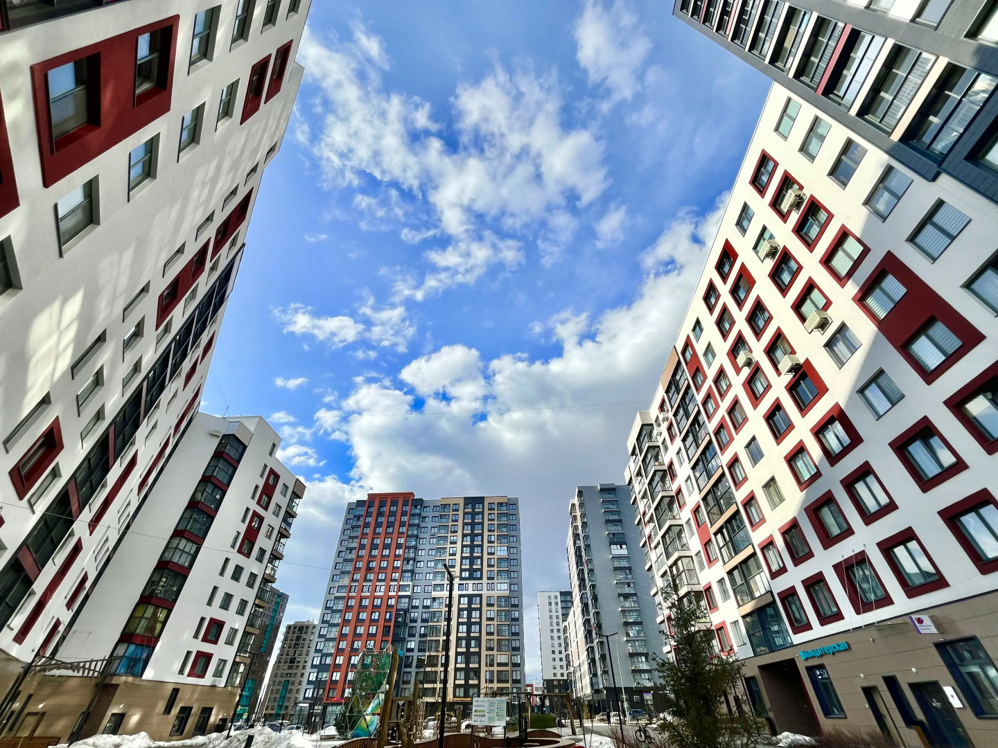 Квартира Премьер Апарт на Сапфирной 15