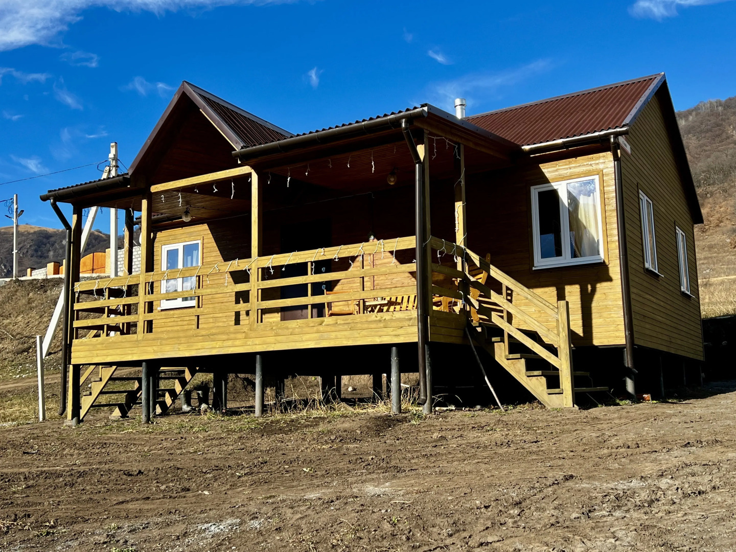 Шале Tanhum House