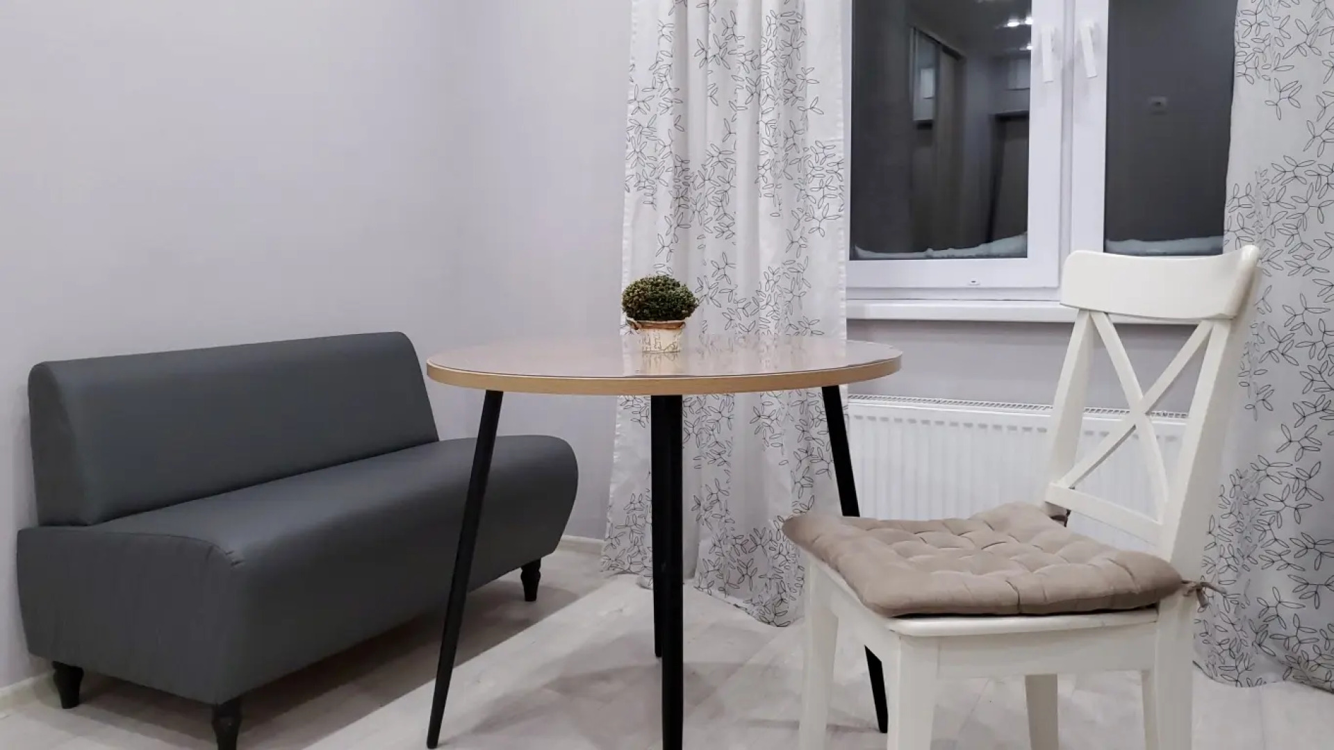 Апартаменты Panda Home в центре в ЖК Сердце Сибири