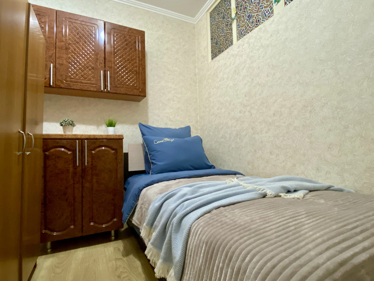 Квартира трехкомнатная рядом с цирком