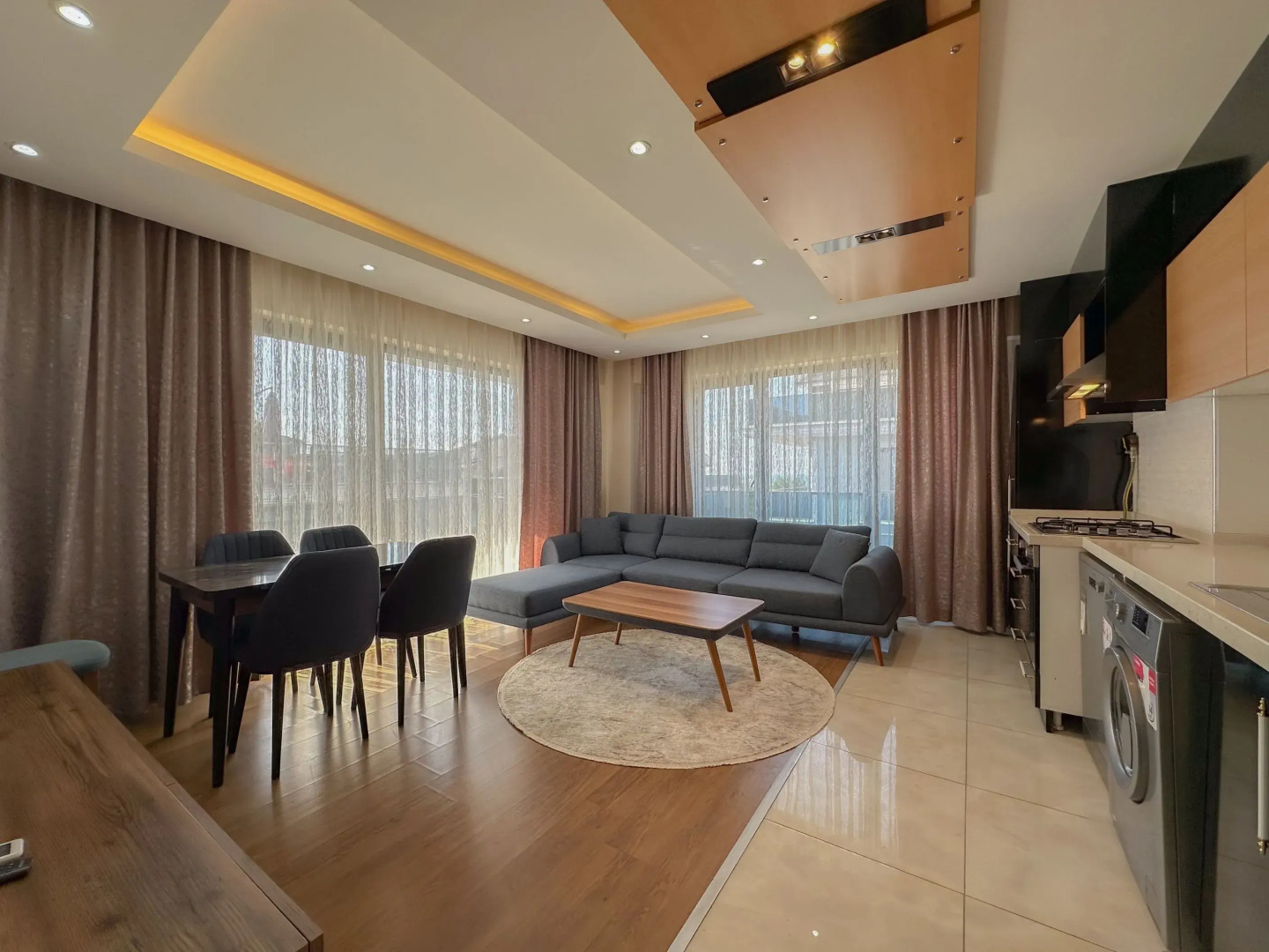 Апарт-отель Flower City Suits