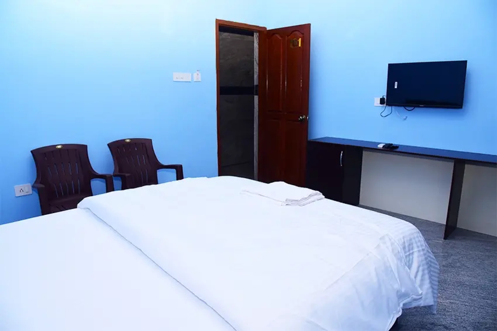 Отель Thangam Residency