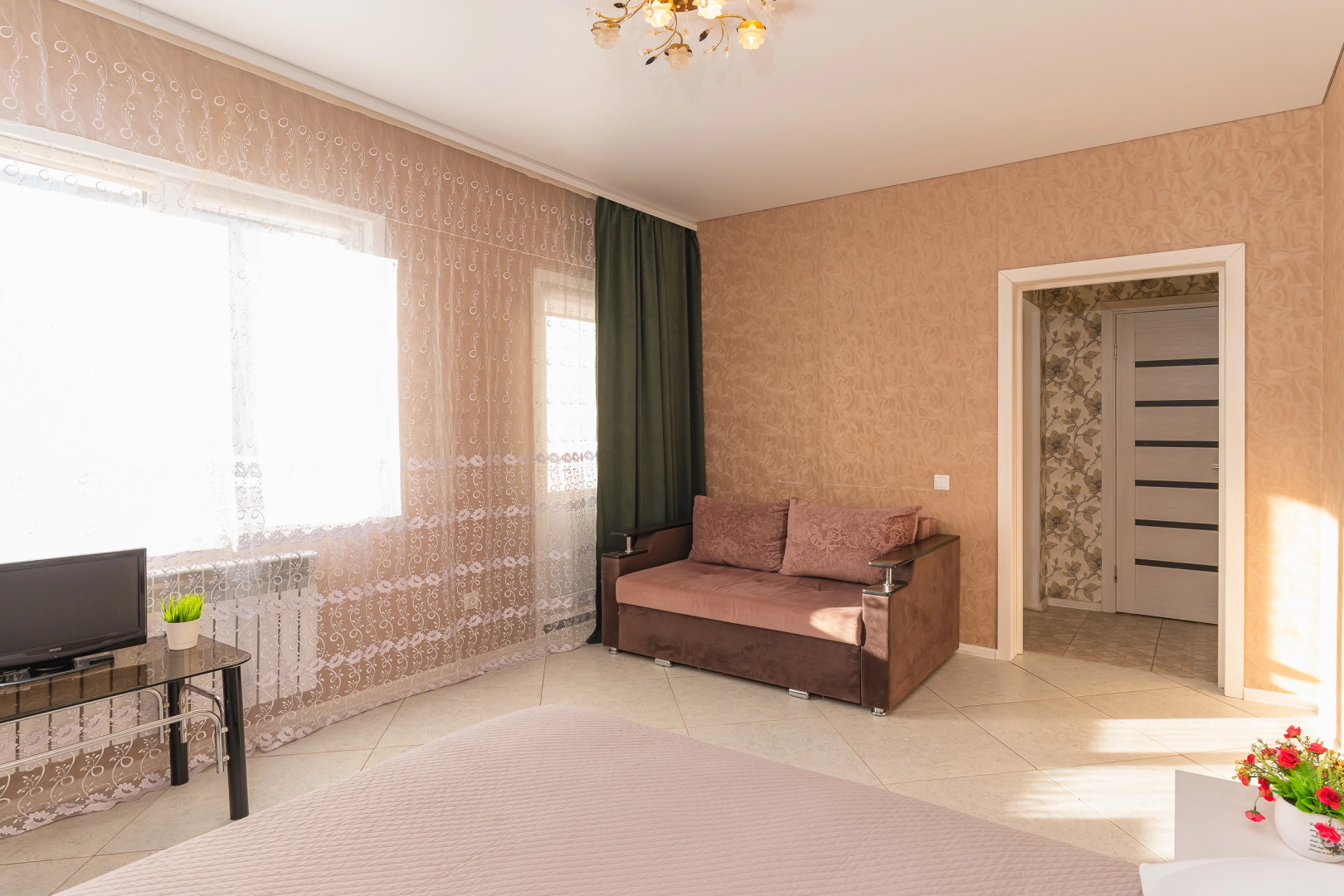 Апартаменты LikeHome на Салмышской