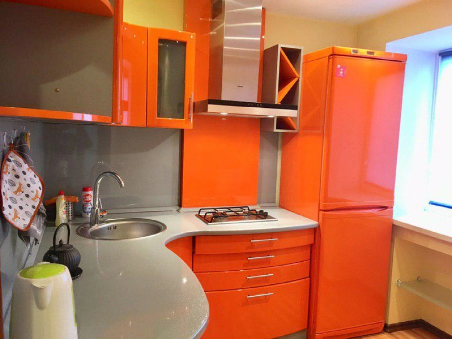 Апартаменты Малышева 11