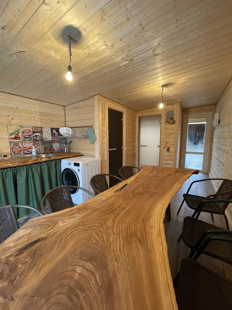 Гостевой дом Черный дом в Хвалынске