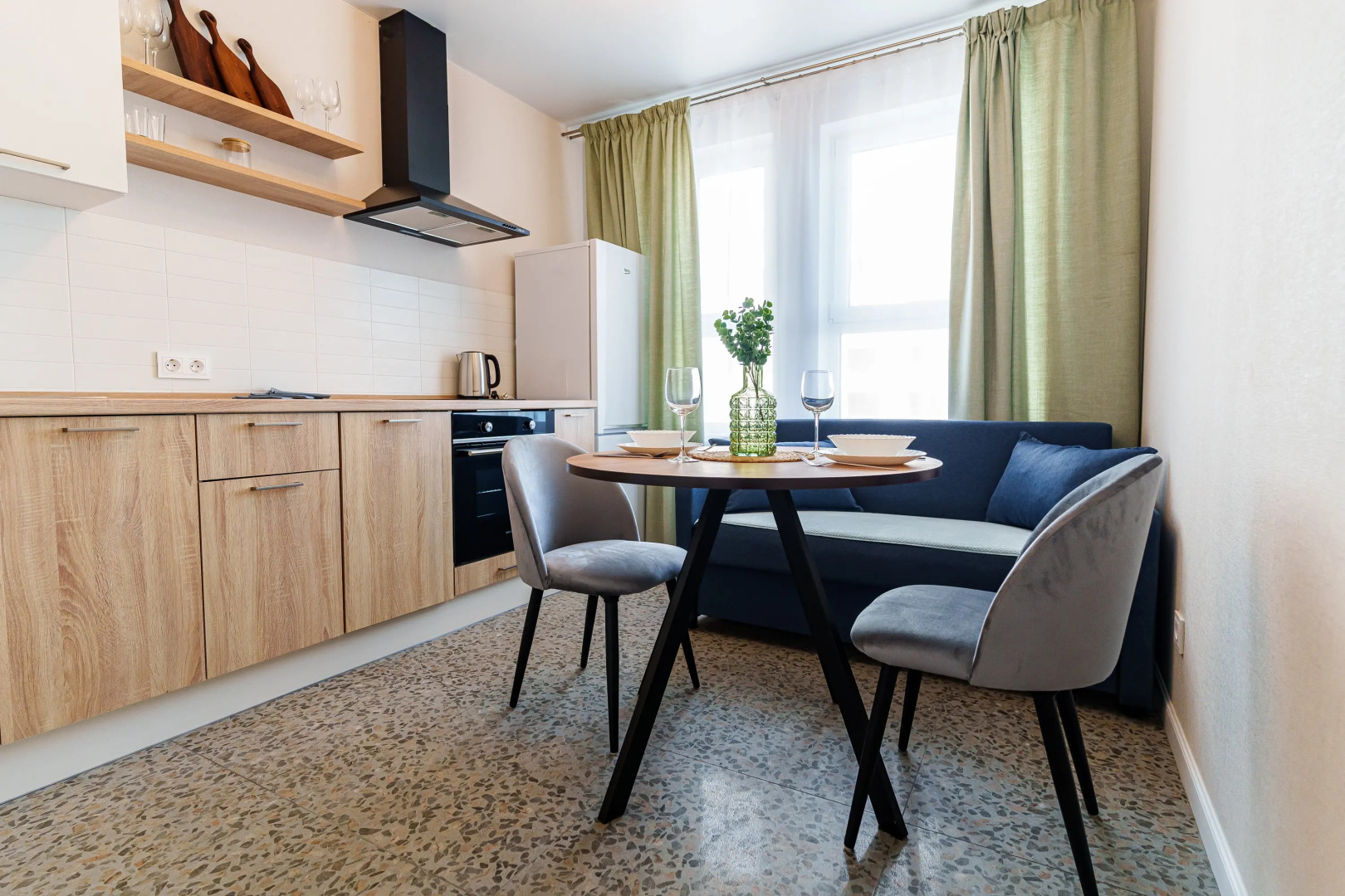 Апартаменты Premium на Мысхакском Шоссе от LetoApart 1