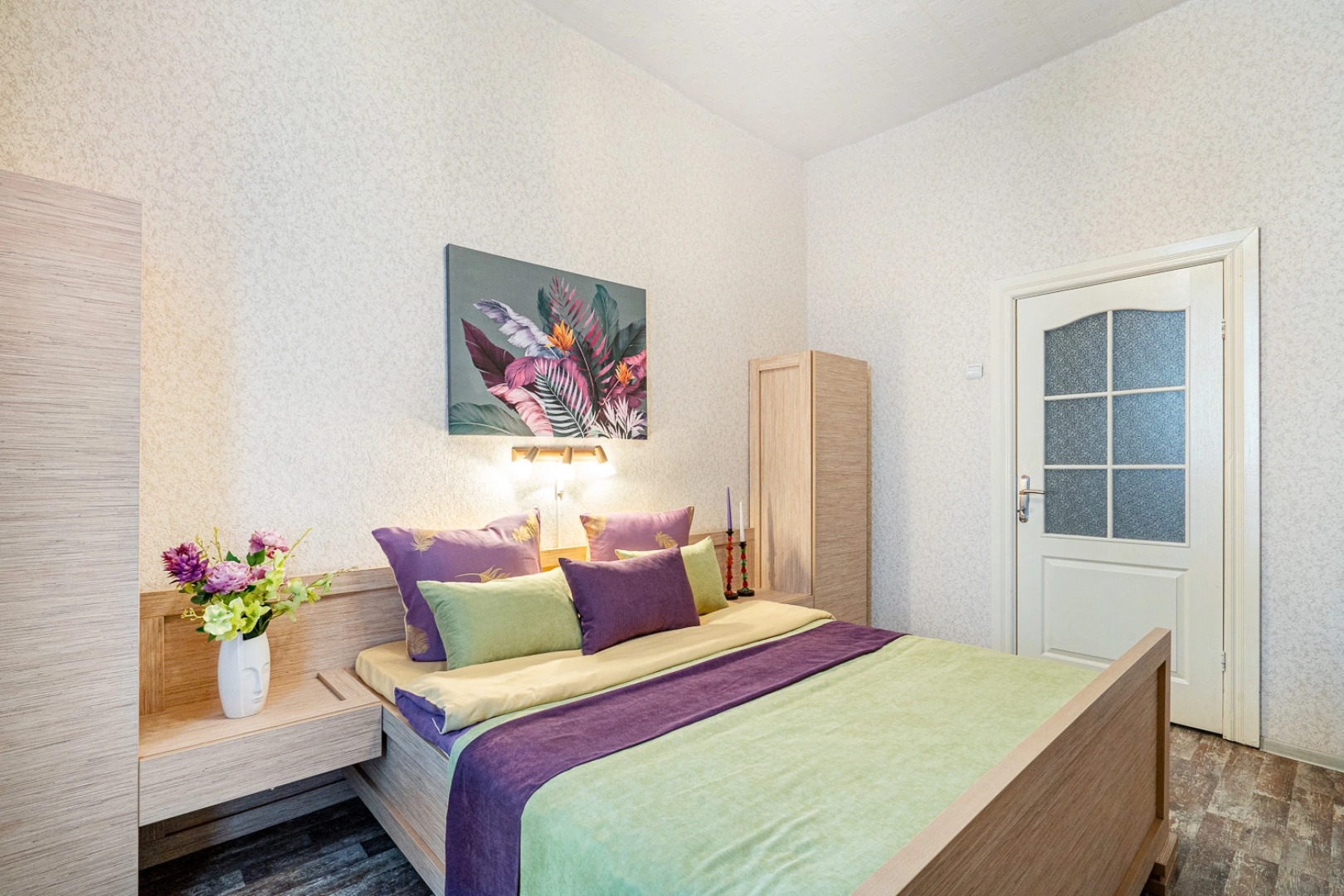 3-комн. апарты в центре города на ул. Романовская Слобода 22