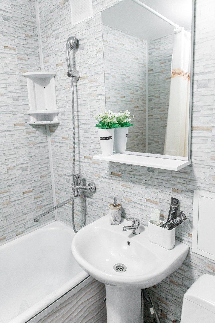 Апартаменты Двухкомнатные в центре города на Красноармейская 124