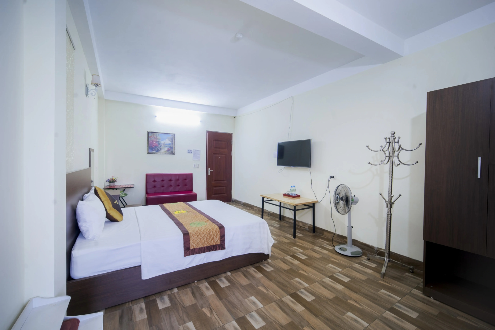 Отель Family Transit 2