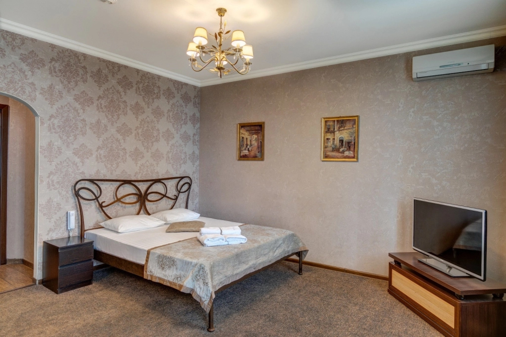 Отель Рандеву