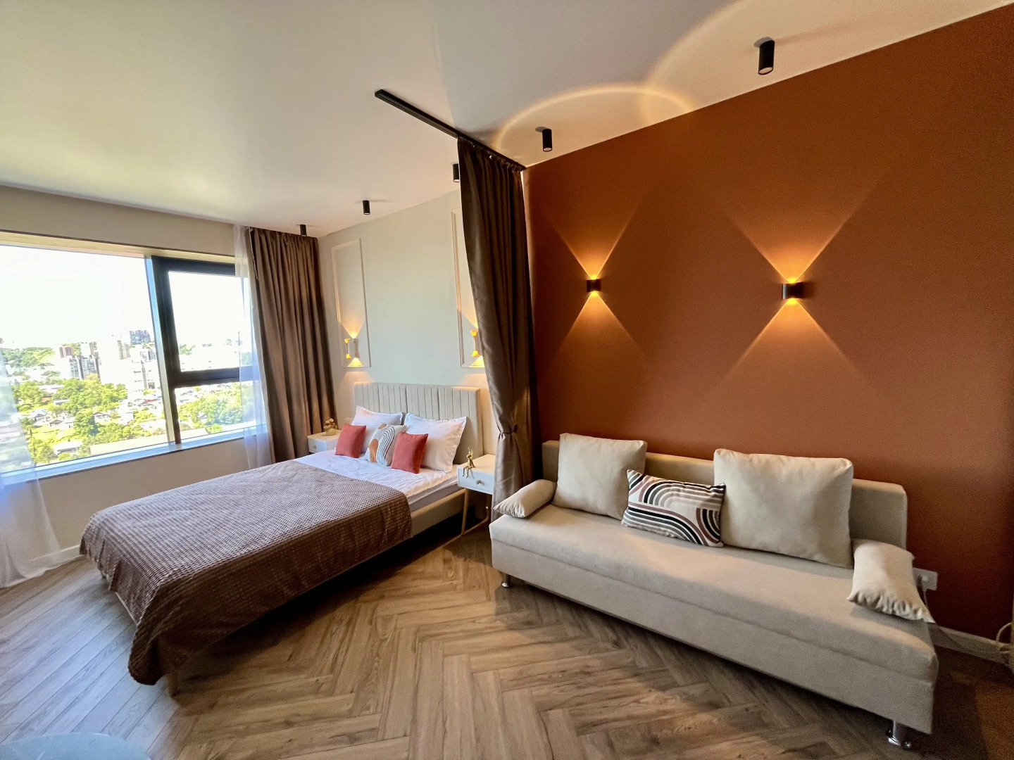 Квартира Студия Друзья с панорамным видом