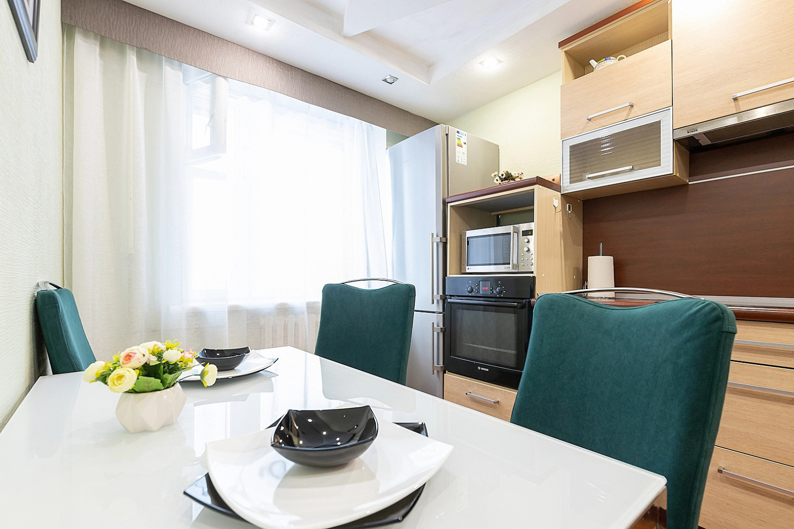 Апартаменты двухкомнатные  на Мещерском бульваре 3/3 .м.Cтрелка. Сова-Дом