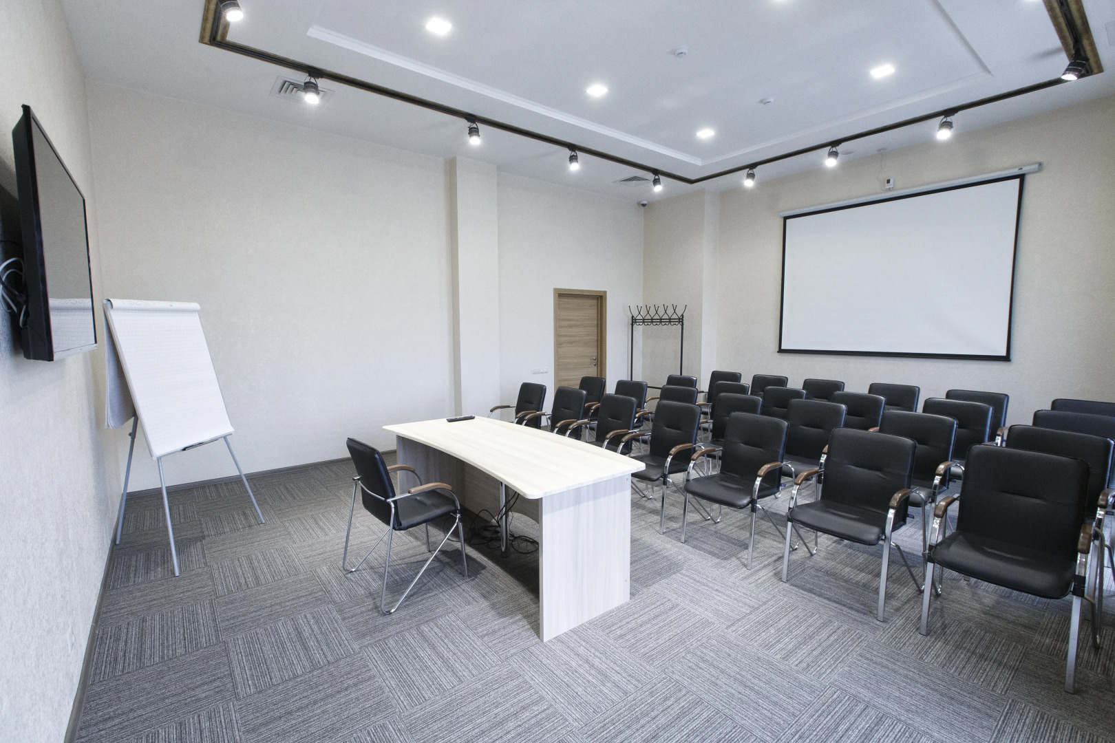 Отель Sky Lux Hotel&Spa