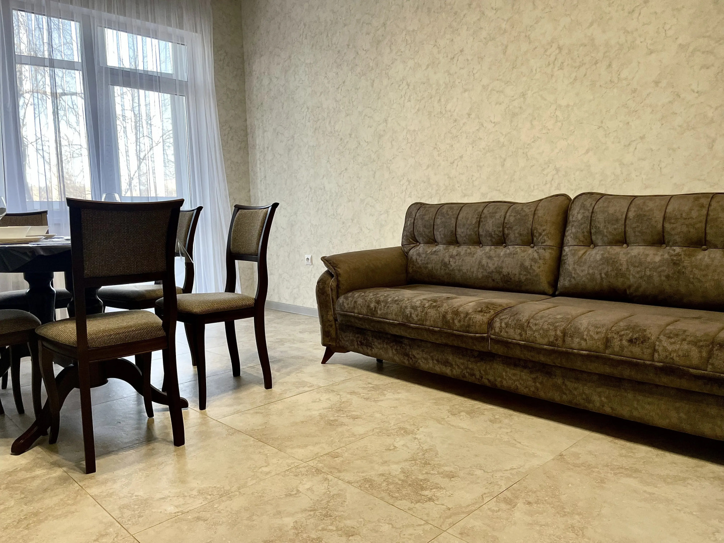 Квартира Двухкомнатная Парк у дома