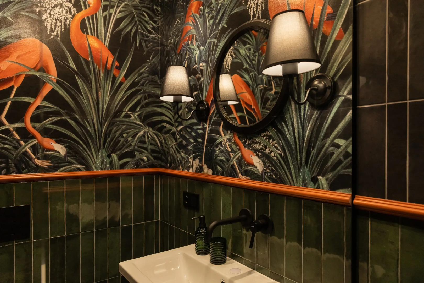 Апартаменты Новые Дизайнерские с Видом на Верхнее Озеро