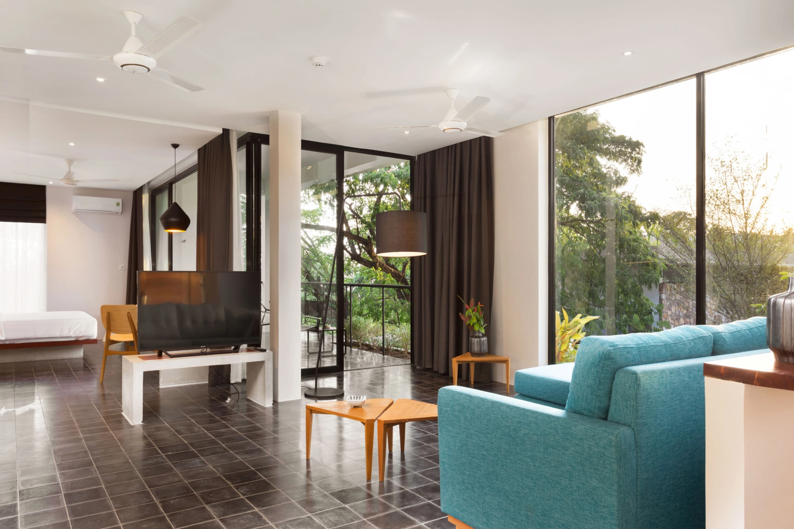 Отель Hillocks Hotel & Spa