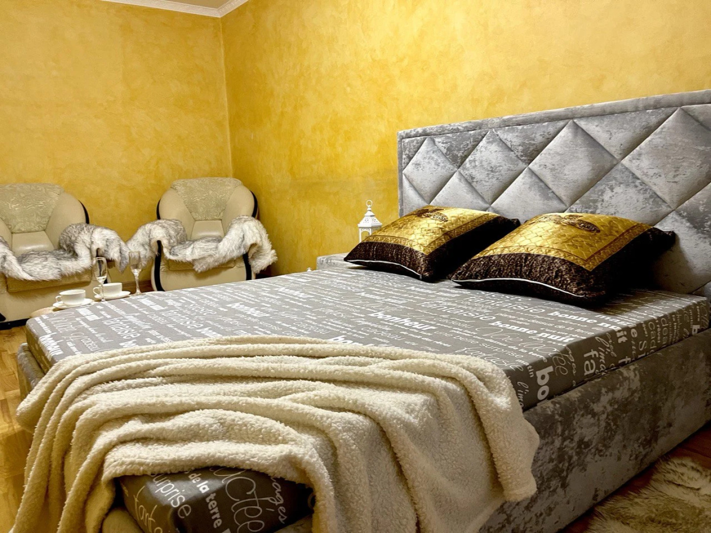 Апартаменты Mars Hotel Малахова 101