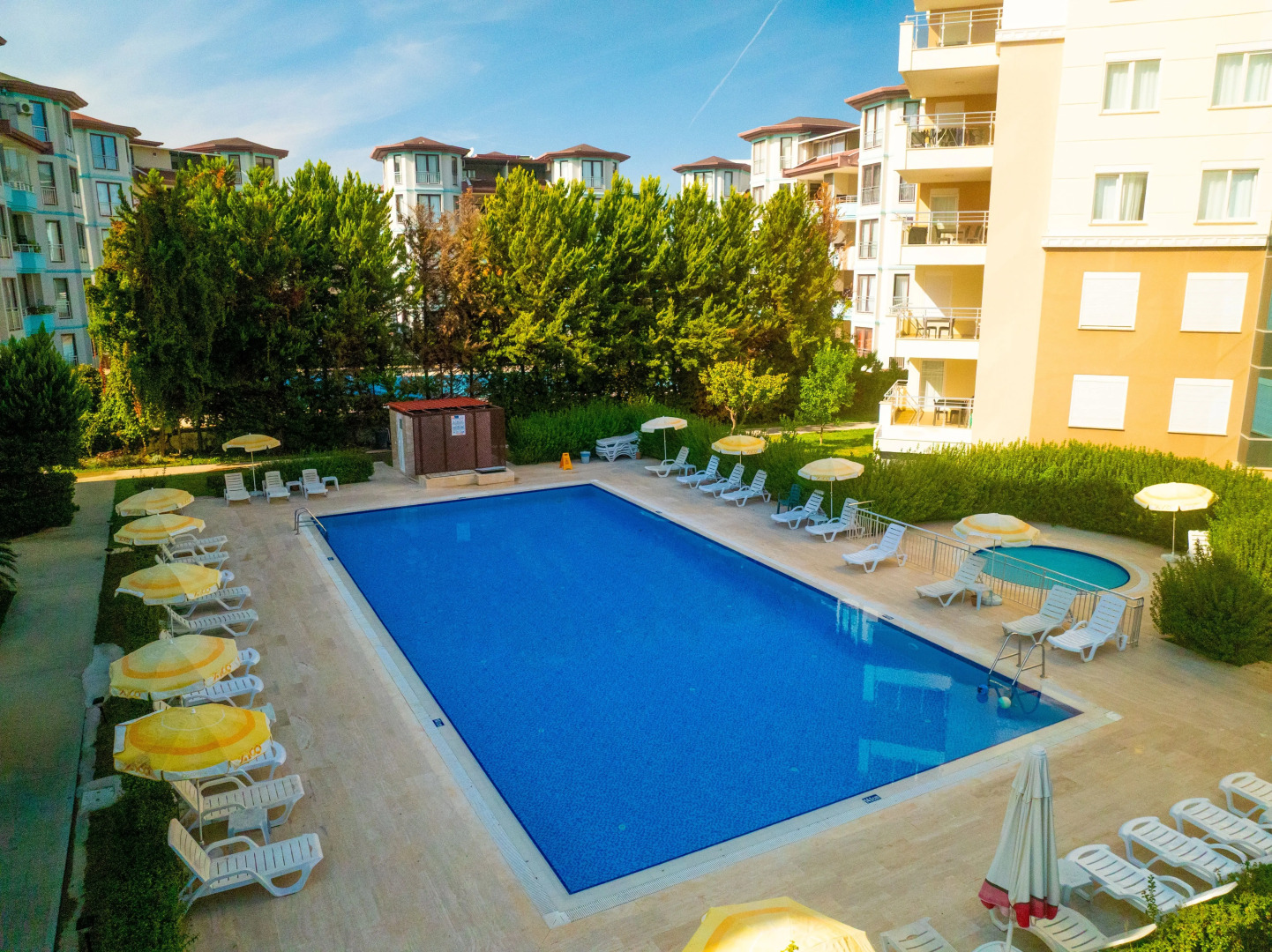 Apartments River Park Residence Lara