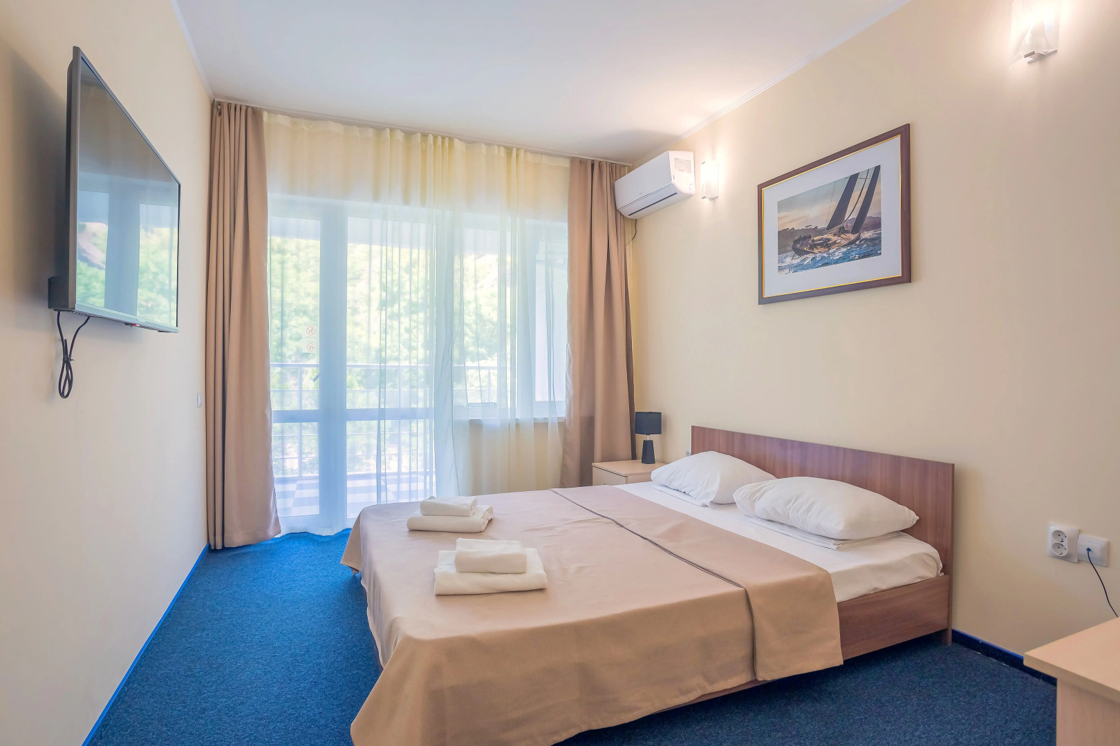 Гостиница Кастрополь