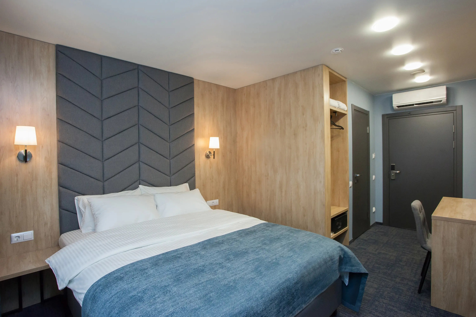 Отель Опера