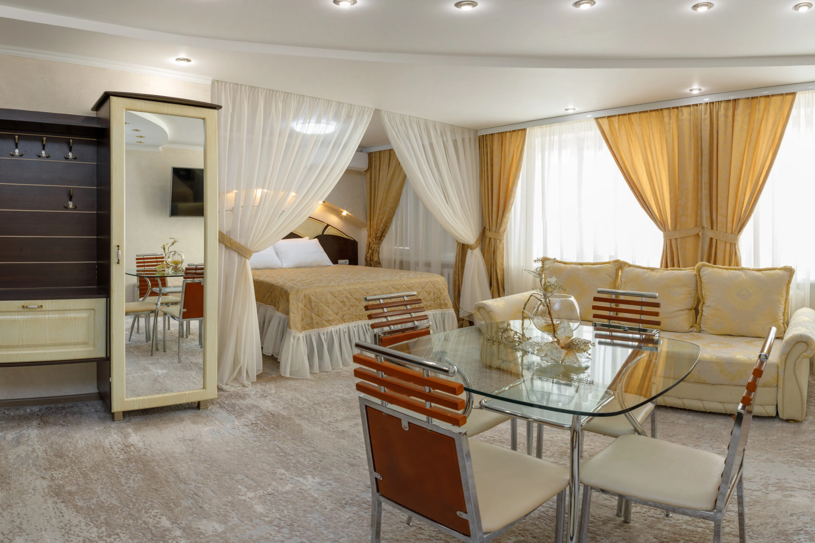 Отель Арт сити