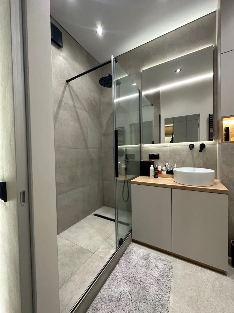 Квартира Стильная на Первой Линии Моря