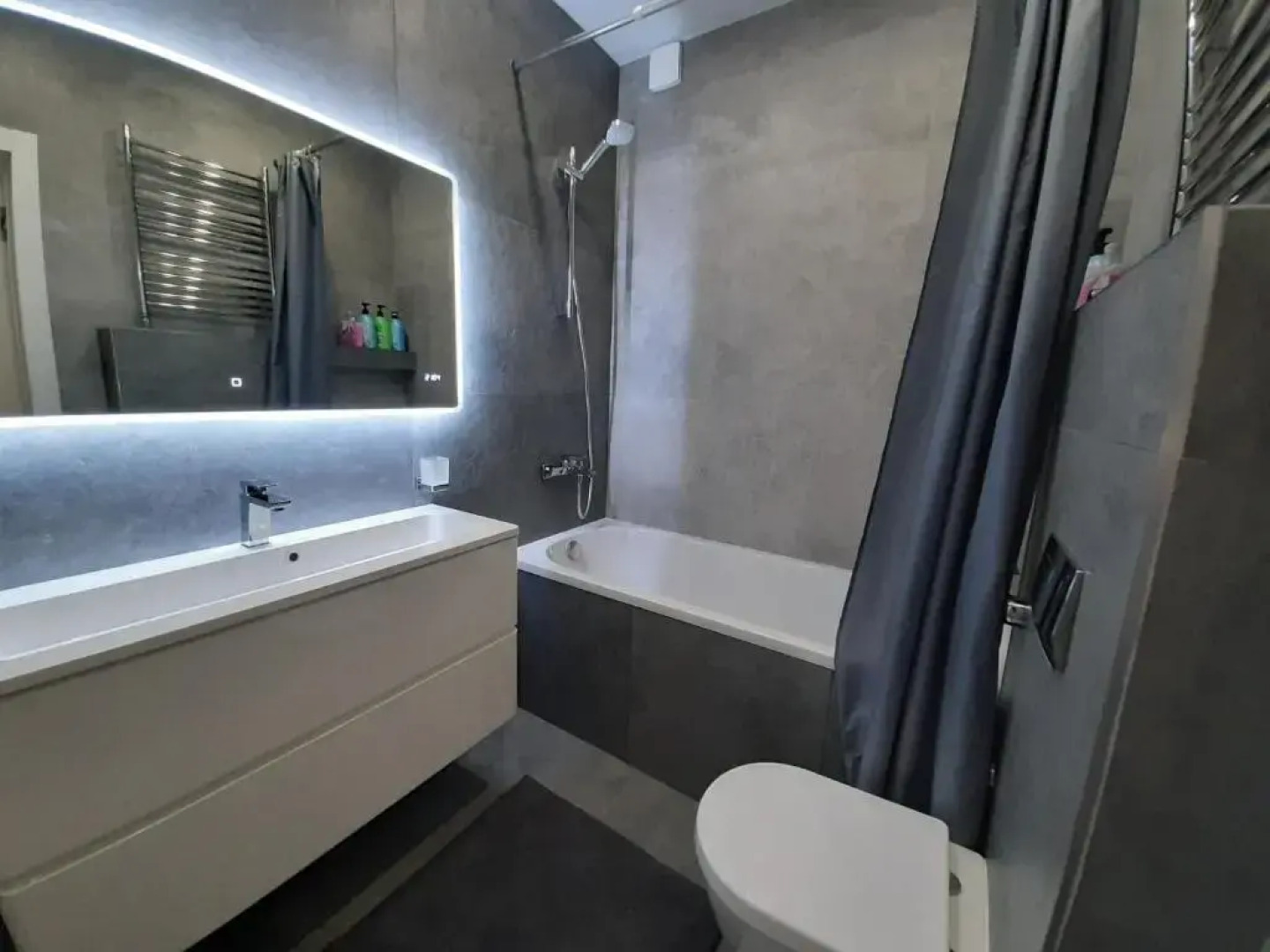 Апартаменты Двухкомнатные Центр, площадь Победы, Театральная 15, Колибри#15