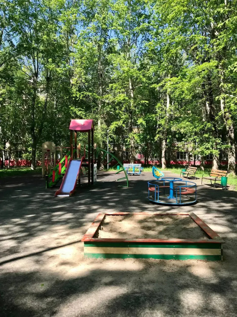 Квартира Уютная 2-х комнатная в 1 минуте от метро Академическая