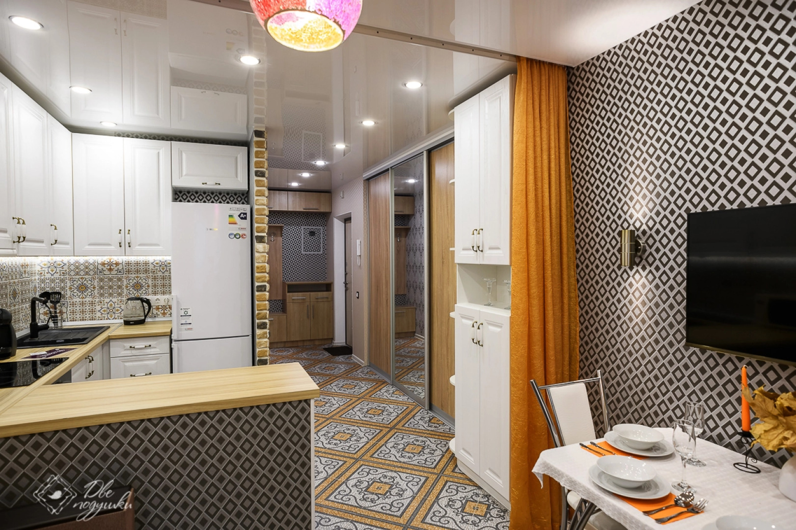 Апартаменты Однокомнатные на Дуки, 11 этаж, Мишки