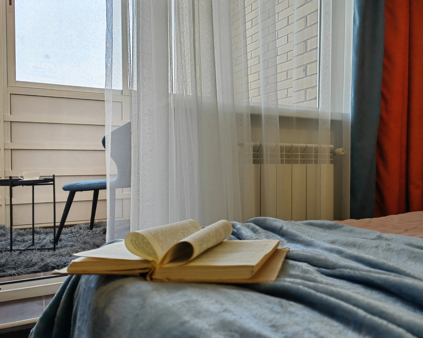 Апартаменты студия Рябиновый закат