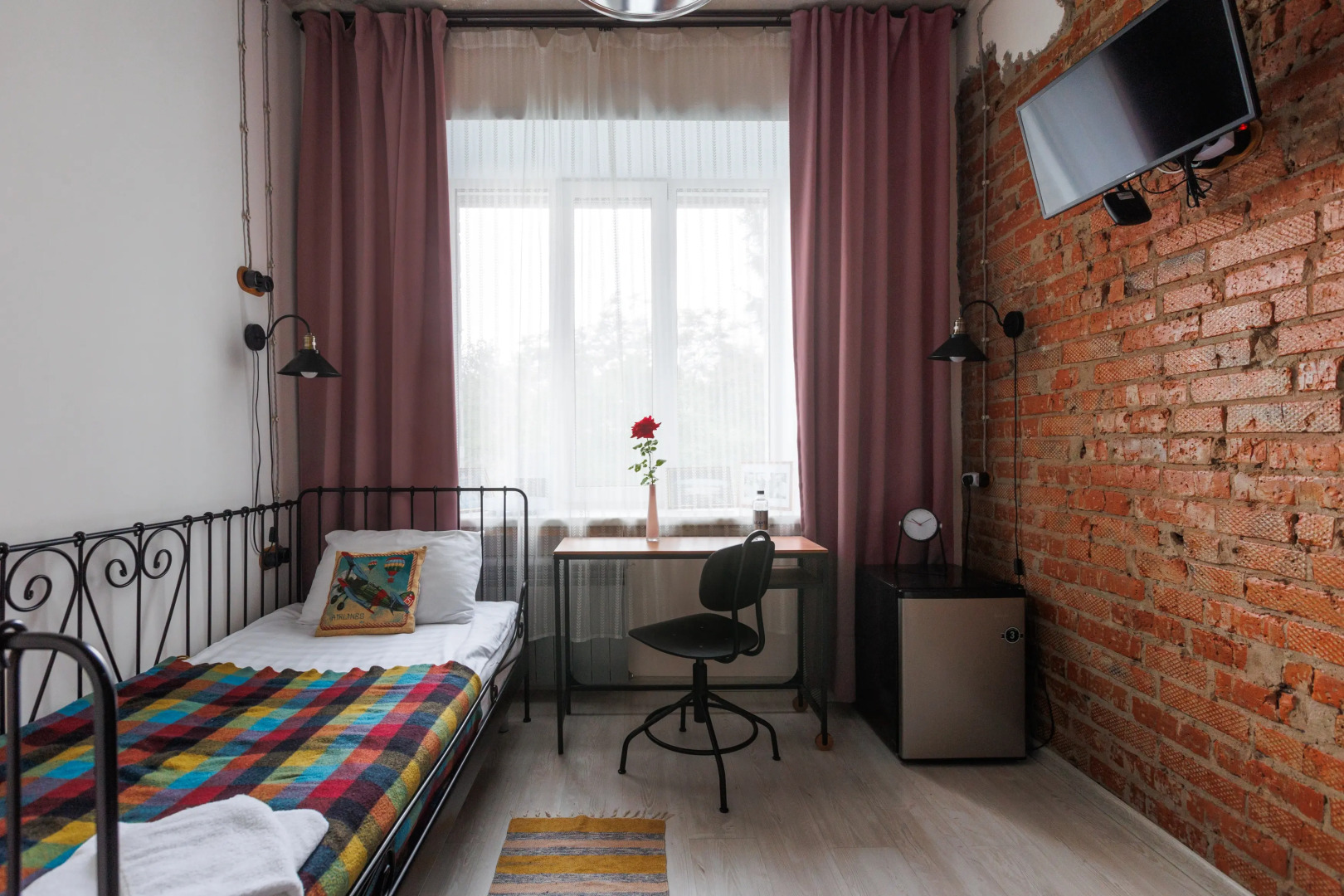 Отель Academ Inn