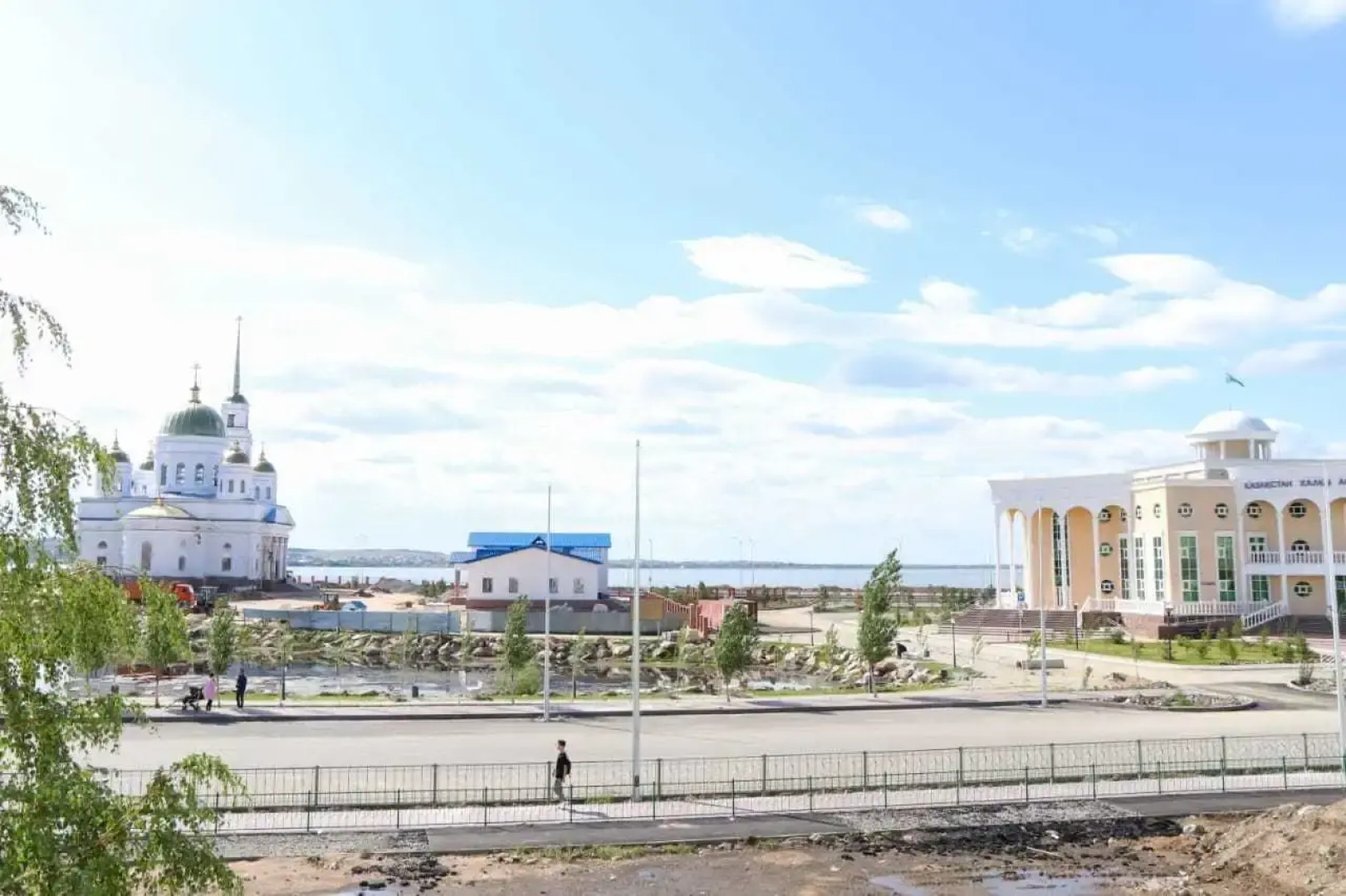 Апартаменты Назарбаева 15