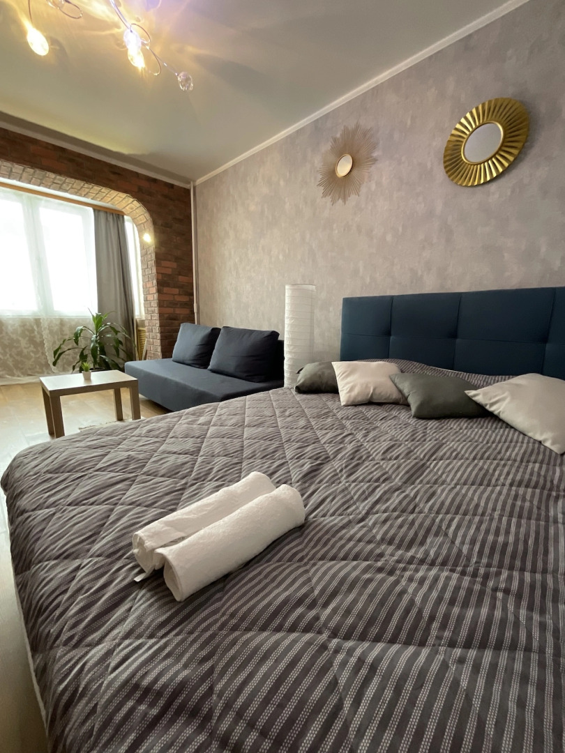 Квартира на Дружбы Народов 19