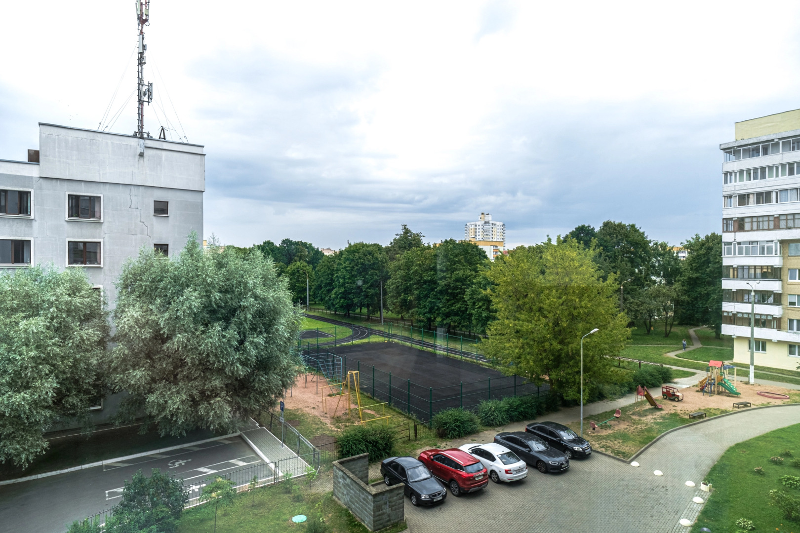 Квартира уютная и просторная с паркингом