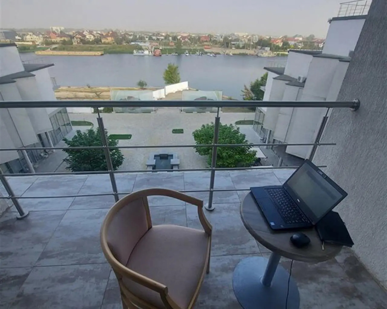 Отель Золотой Затон